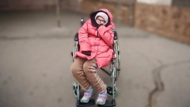 Коляска для Вероники