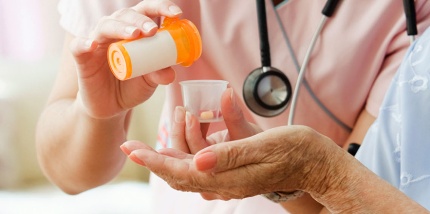 Помочь пенсионеру-железнодорожнику в борьбе с болезнью